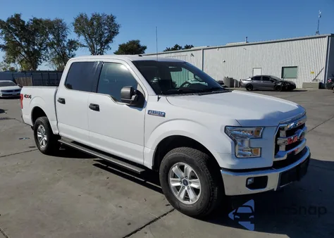 2017 Ford F150 Supercrew z USA, uszkodzony, nr VIN 1FTEW1EF1HKC92328